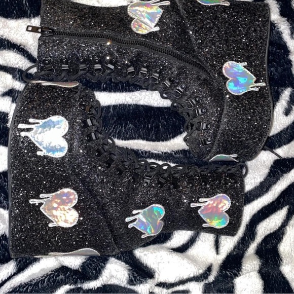 Psychedelic love traitor platform boots (BRAND CLUB
EXX) - Picture 3 of 5
